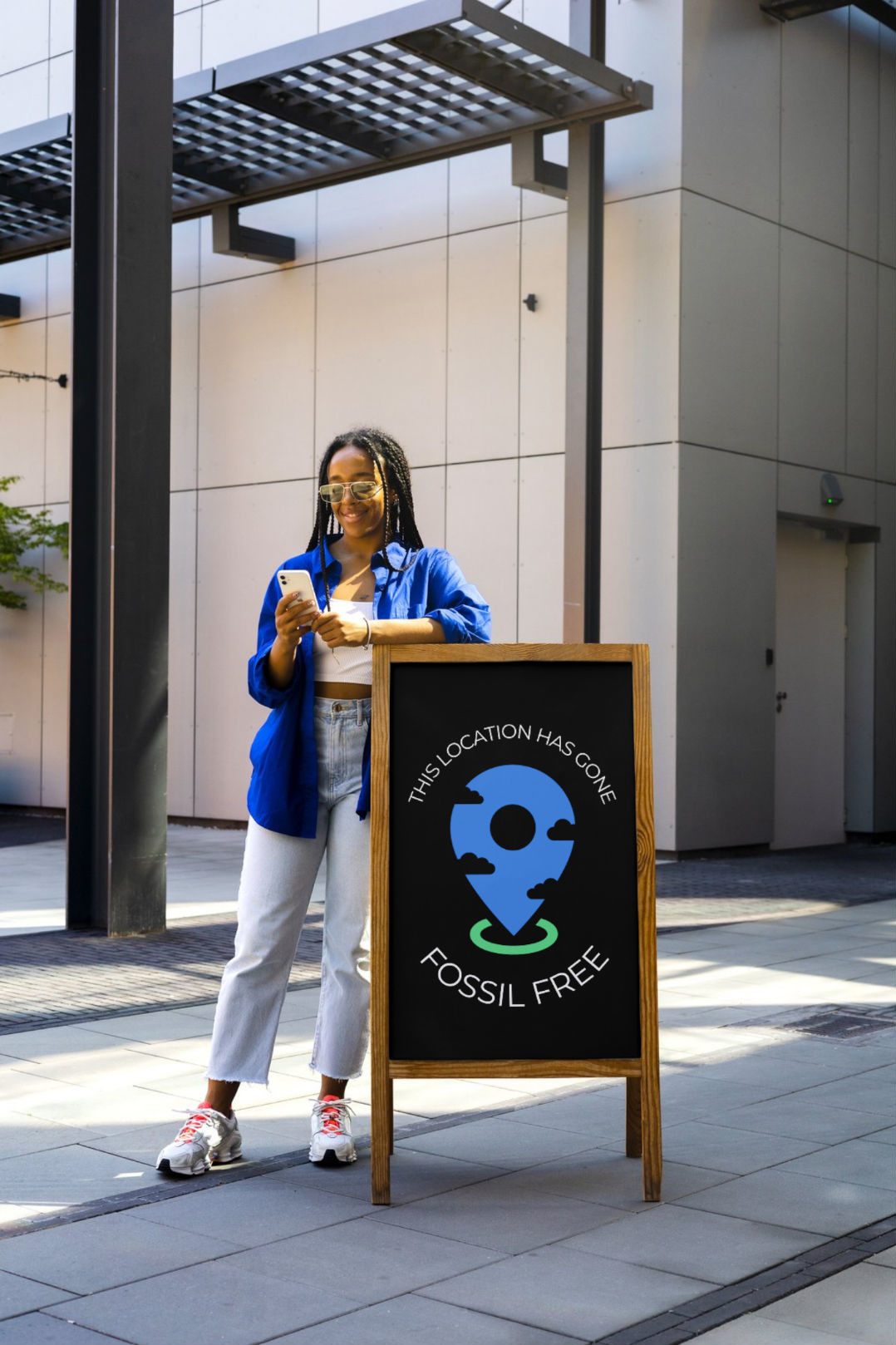 Picture of woman outside Fossil Free building